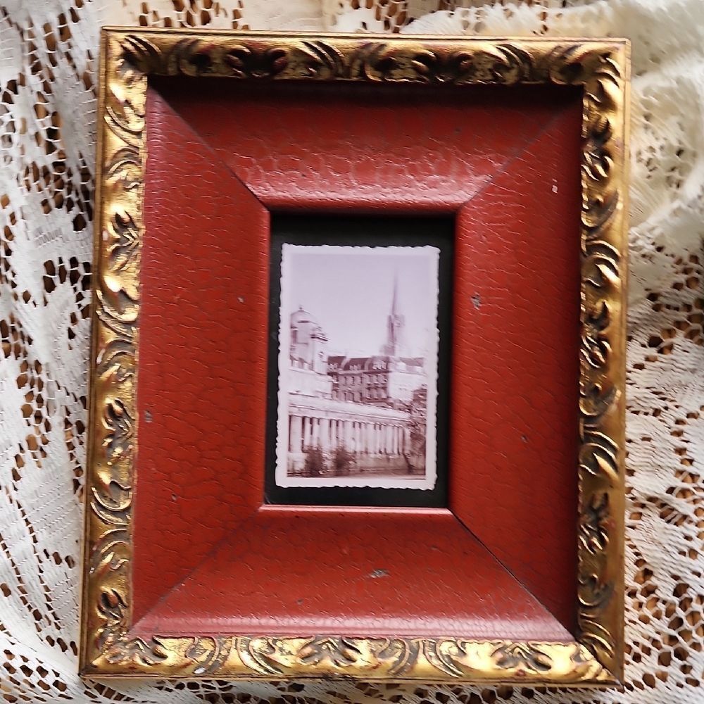 Distressed Faux & Brushed Gold Frame